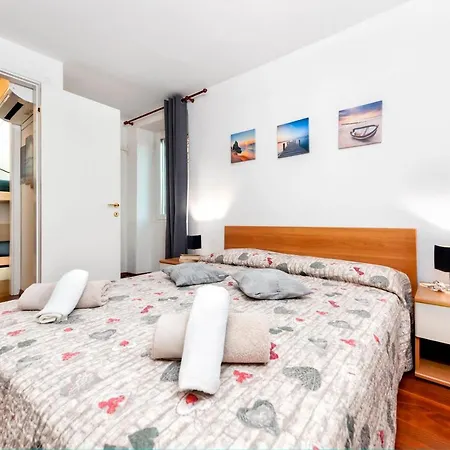 Havana - With Sea View Apartment *
